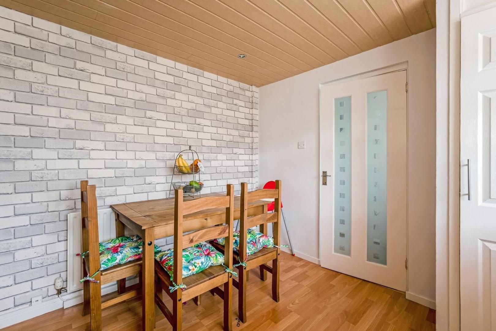 Centrally Situated 1 Bedroom House In 坎伯诺尔德 外观 照片