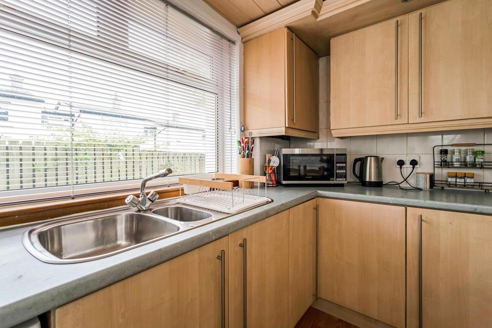 Centrally Situated 1 Bedroom House In 坎伯诺尔德 外观 照片
